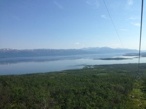 Vy från linbanan mot sjön Torneträsk.